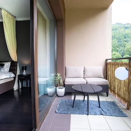 Tampa Gardens - Adults Only Apartamento Braşov